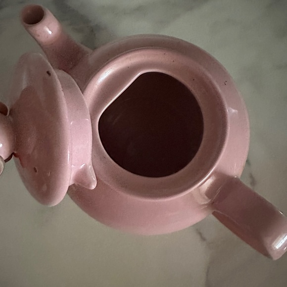 Pink Tea Pot - Picture 2 of 6